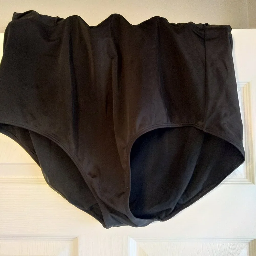 Torrid One Piece Swimsuit - Plus Size - Black Torrid Size 3 (3x) - Picture 3 of 8